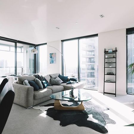 Experience Waterfront Luxury With Views Apartment Melbourne Ngoại thất bức ảnh