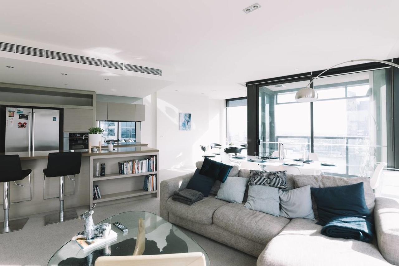 Experience Waterfront Luxury With Views Apartment Melbourne Ngoại thất bức ảnh